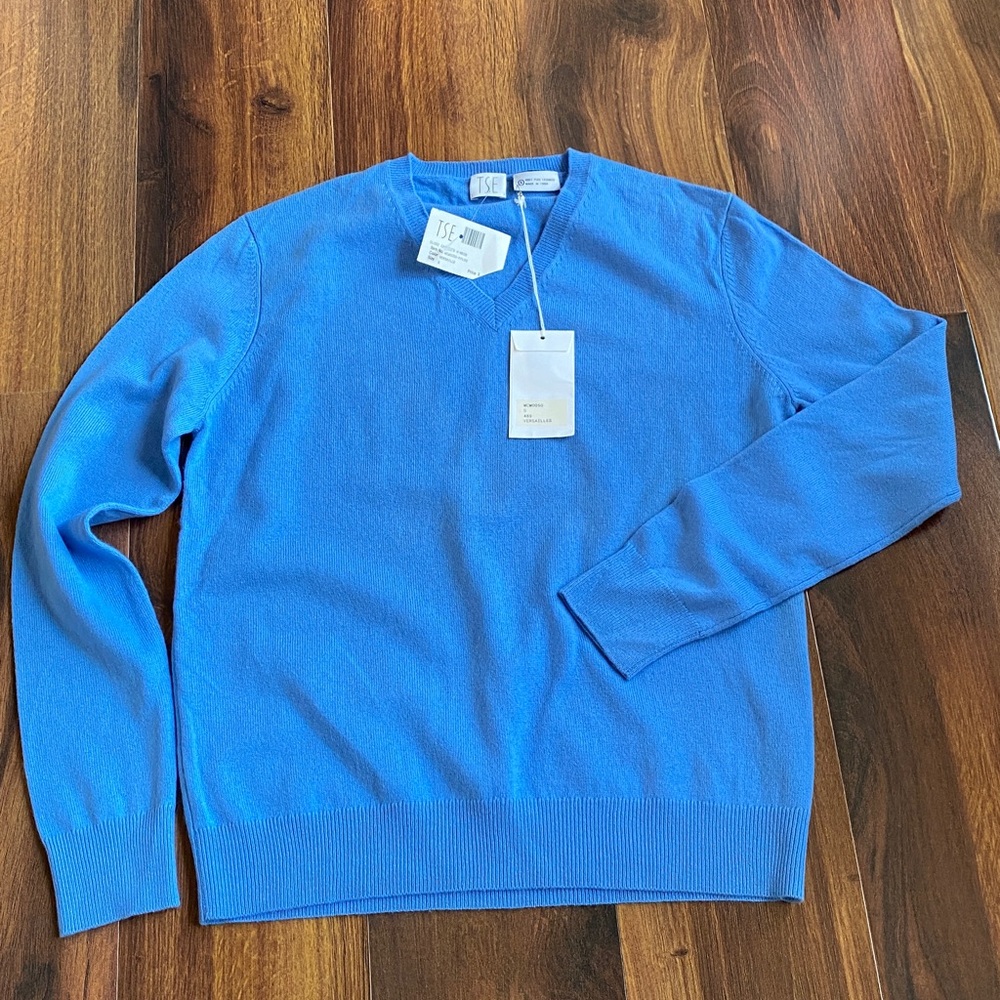 TSE 100% Cashmere Classic Long Sleeve V-Neck Lightweight Sweater Versailles